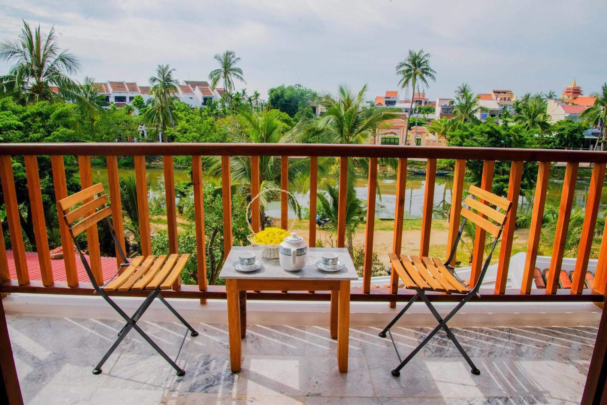 Ruby Hotel Hoi An Exterior foto